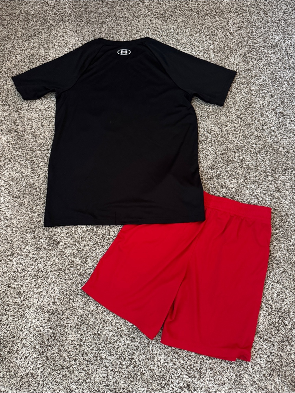 Under Armour Boys Athletic Outfit - Picture 4 of 4